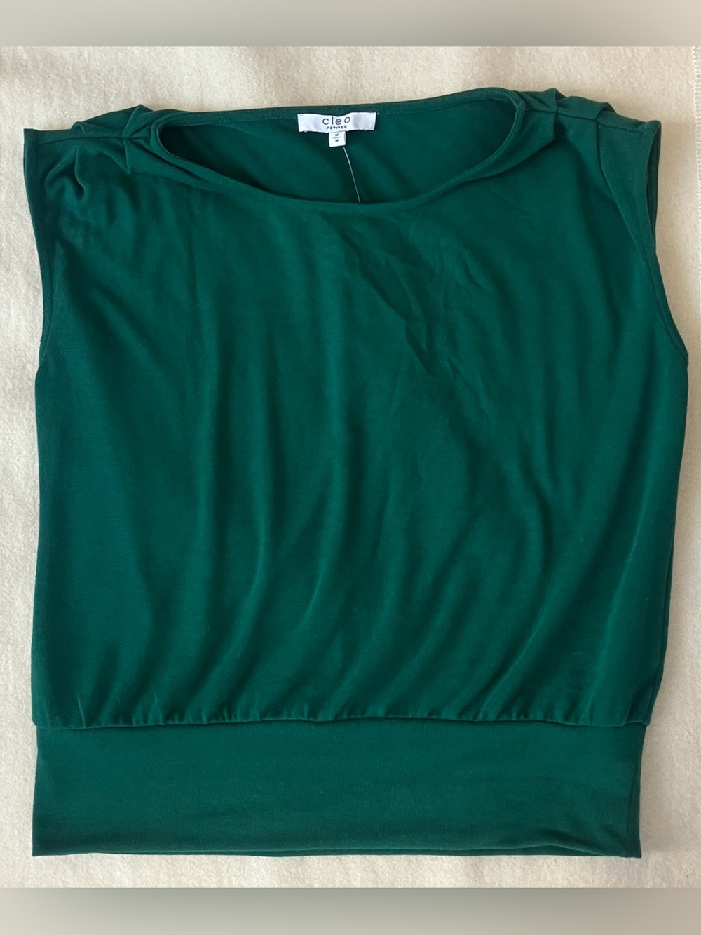NWT Cleo Petite Emerald Green Lightweight Blouson Knit Top M - Sold Out - Picture 9 of 16
